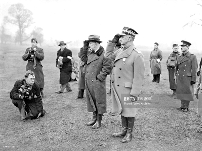 Źródło zdjęcia: http://www.gettyimages.com/detail/news-photo/general-sikorski-the-polish-premier-accompanied-by-dr-benes-news-photo/138591444
