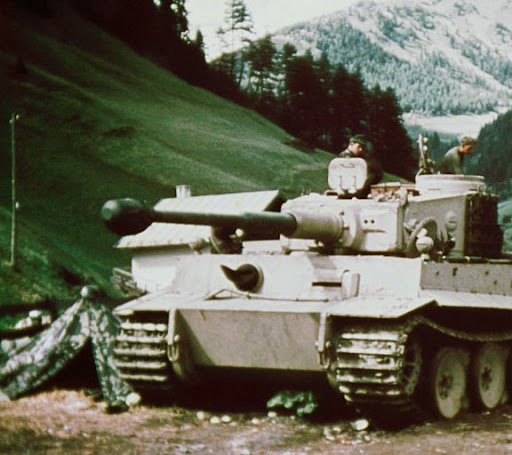 Ciężkie czołgi Wehrmachtu. Zarys konstrukcji i techniki